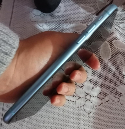 Celular iPhone XR 128gb Con Claro Excelente Estado Negociabl