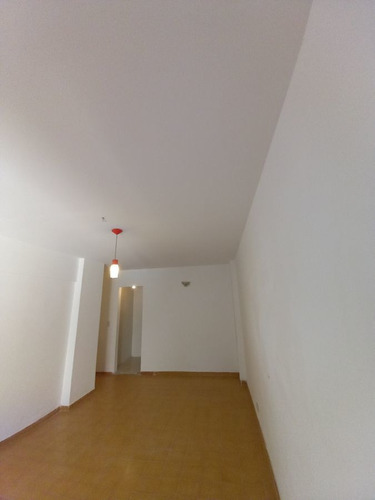 Imagen 7 de 11 de Departamento En Venta En Abasto