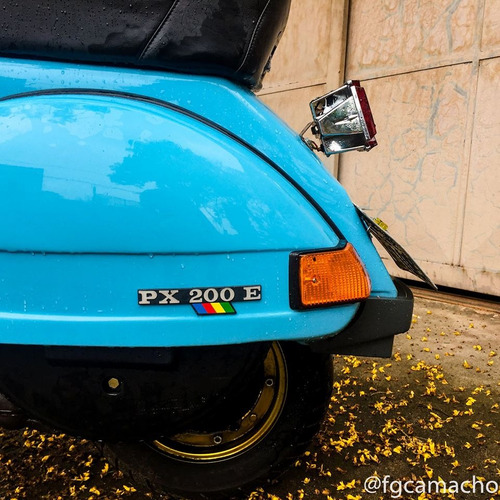 Vespa Px200