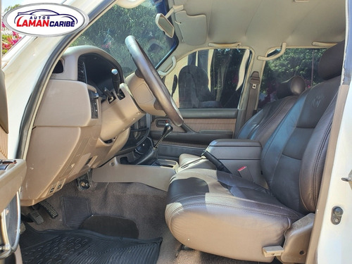 Imagen 7 de 10 de Toyota Autana Sincrónico 4x4