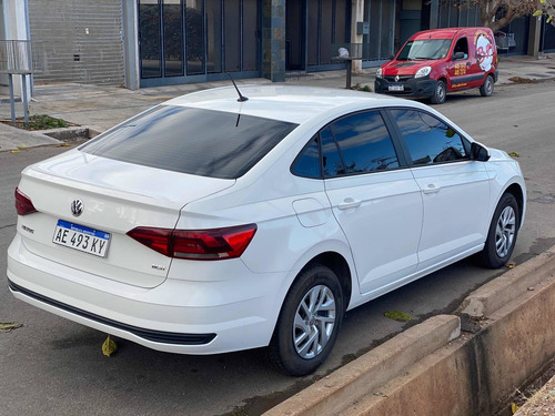 Imagen 2 de 10 de Volkswagen Virtus 1.6 Msi Trendline 2020
