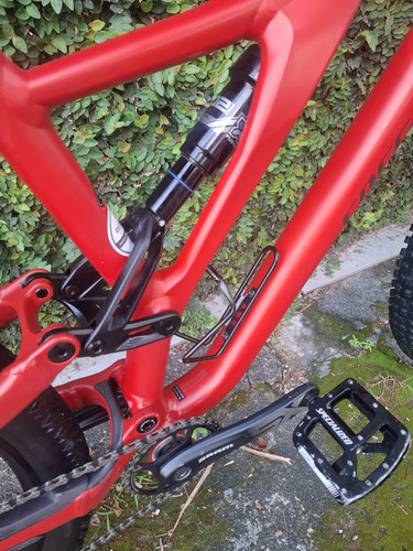 Bicicleta Specialized Stumpjumper Mtb Full Suspension 2024 Vermelho S5 (Usado)
