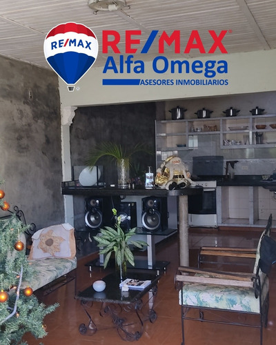 Imagen 2 de 12 de Casa Amplia A Pie De Calle Buena Vista Cerca Del Mercado