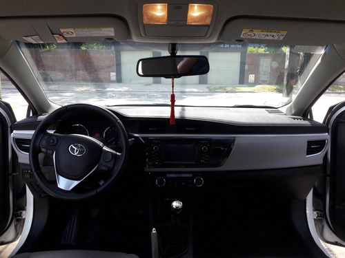 Imagen 2 de 7 de Toyota Corolla 1.8 Xei Mt Pack 140cv 2016