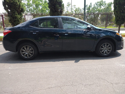Toyota Corolla 1.8 Base Mt