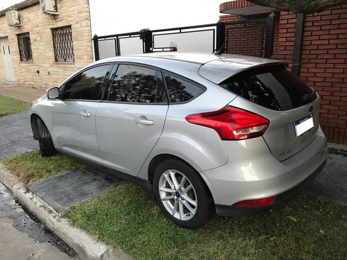Ford Focus S 5p Mt