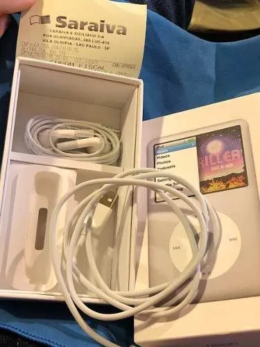 Apple iPod Classic 160 Gb Silver Mc293ll-a (7ª Geração)a1238