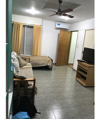 Imagen 11 de 19 de Bº Liceo I - ¡ Vende ! - Hermosa Casa 4 Dorm - 2 Baños - Patio Grande