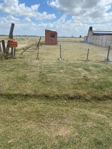 Terreno En Domselaar Echeverria Y Formosa.