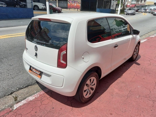 Imagem 4 de 8 de Volkswagen Up! 2016 1.0 Take 3p