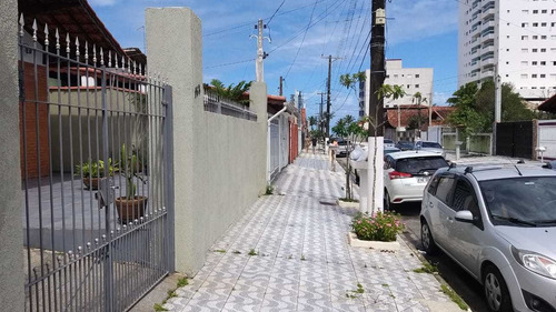Imagem 1 de 14 de Casa Isolada Na Praia Grande .