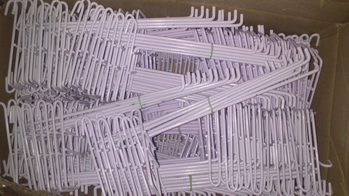 Imagen 3 de 3 de Gancho Blister Para Reja O Malla Paquete De 10 Pzas.