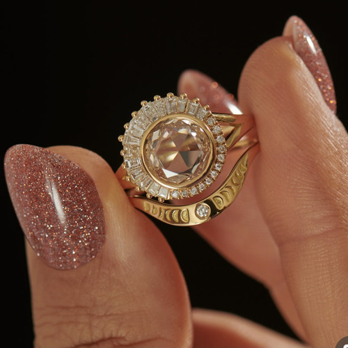 Anillo De Circonita For Mujer Con Diseño De Nicho
