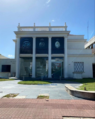 Venta Y Alquiler De Imponente Local Comercial