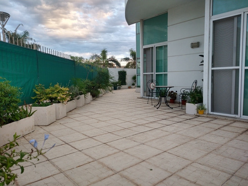 Imagen 9 de 11 de Departamento Dos Dormitorios - En Venta - Barrio General Paz - Torres Miracielos