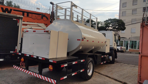 Volkswagen 13-190 Modelo 2014 Com Tanque Comboio