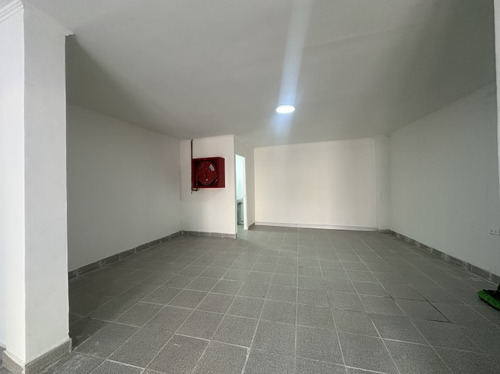 Arriendo Local 61m2- Baño- Lo Prado