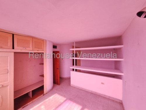 Aslibel Melendez Asesor De Renta Housa Ofrece Amplio Y Luminoso Apartamento Que Ofrecen Una Vista Espectacular De La Ciudad