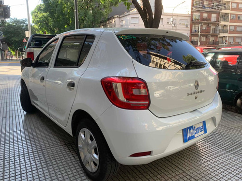 Imagen 6 de 10 de Renault Sandero 1.6 Expression 90cv 2017