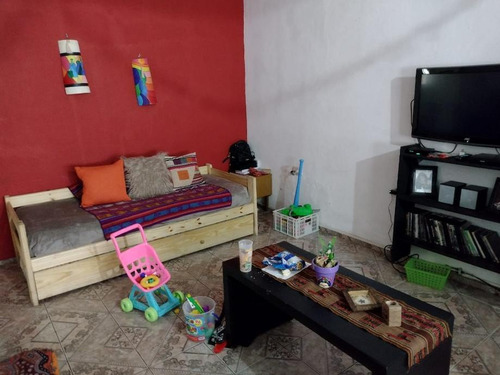Imagen 6 de 14 de Casa Ideal Dos Familias En Venta - Villa Tesei