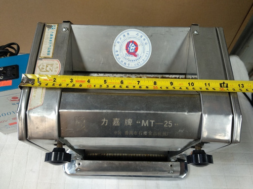 Imagen 5 de 10 de Máquina De Rodillo De Fideos De Acero Inoxidable Eléctrico