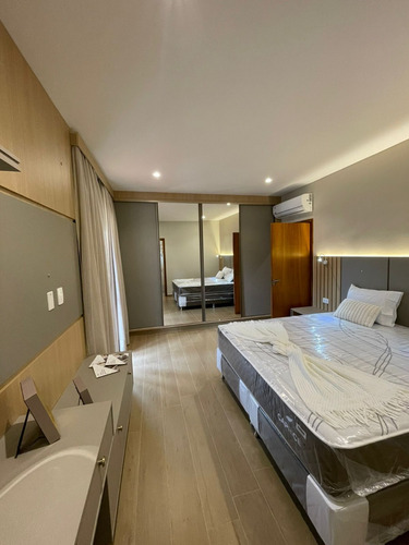 Vendo Casa Amoblada Con Piscina En El Barrio Kennedy: 3 Habitaciones Y 3 Baños