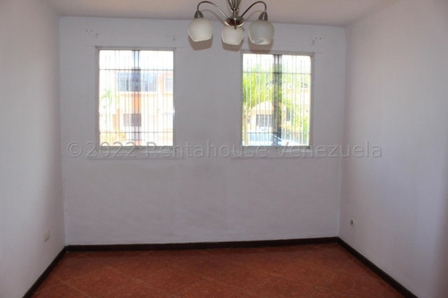 Imagen 7 de 16 de Townhouse En Alquiler En Terrazas De Buenaventura Mls#23-3776 Mj