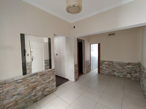Imagen 12 de 12 de Se Vende Apartamento Planta Baja De 2 Dormitorios Con Patio En Muy Buena Ubicación !