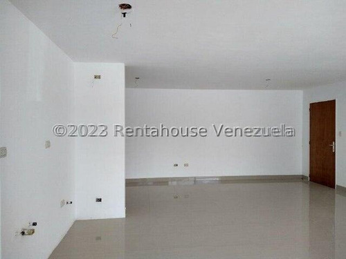 José Trivero Vende Hermoso Apartamento Ubicado En Excelente Zona De Cabudare