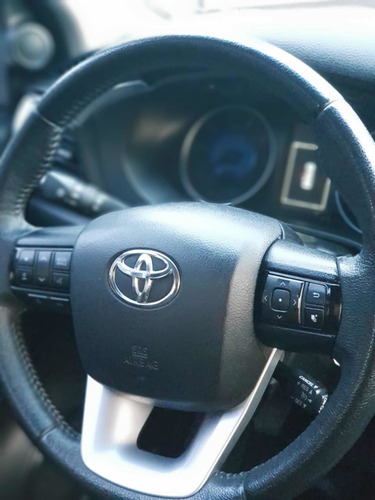 Toyota Hilux 2.8 Cd Srv 177cv 4x2 2017