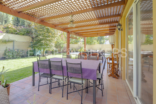 Casa En Condominio En El Huinganal