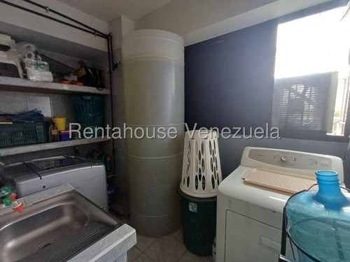 Apartamento En Venta Avenida Fuerzas Aereas. Maracay Edo. Aragua. Brm
