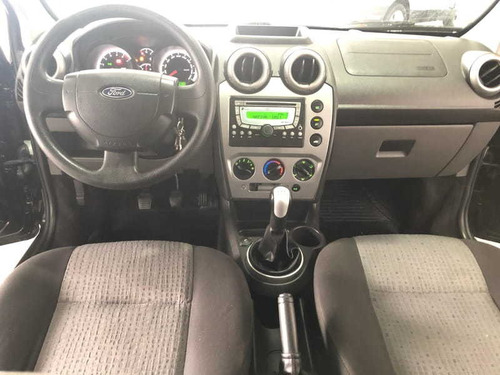 Ford Fiesta 1.6 Se Sedan 8v Flex 4p Manual 2013