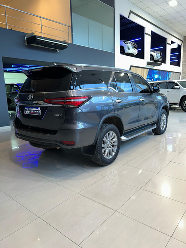 Toyota Hilux SW4 SW4 4X4 SRX 2.8 TDI 6 AT 7A HAR