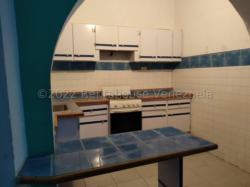 Imagen 11 de 14 de Casa En Venta La Cooperativa Maracay Cod. 22-24188