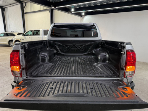 Toyota Hilux 2.7 Cabina Doble Sr Mt