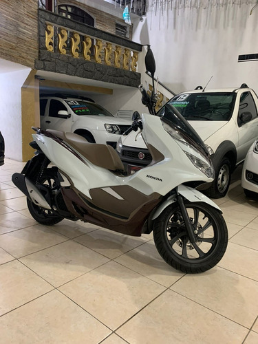 Imagem 2 de 7 de Honda Pcx