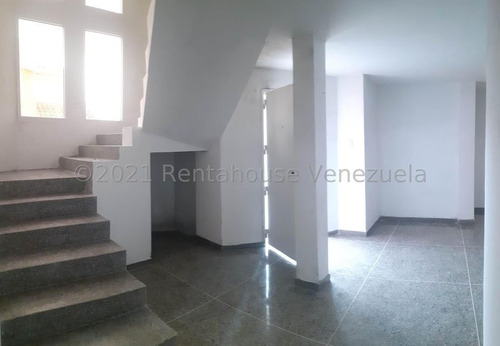 Imagen 12 de 15 de Buscas Un Hermosa Casa? Te Presento Esta Excelente Opción: A Estrenar! 04127800070 Cod Mls 22-2942