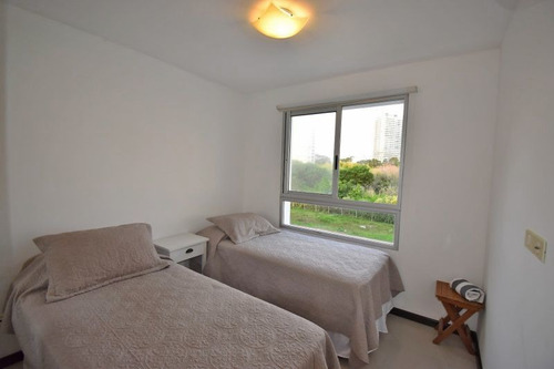 Imagen 10 de 19 de Vende Excelente Ubicación 2 Dormitorios, 2 B Punta Del Este