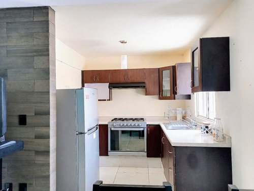 Imagen 7 de 22 de Casa En Real Toledo, Pachuca Hidalgo. 2 Plantas. En Privada, Vigilancia Las 24 Horas.