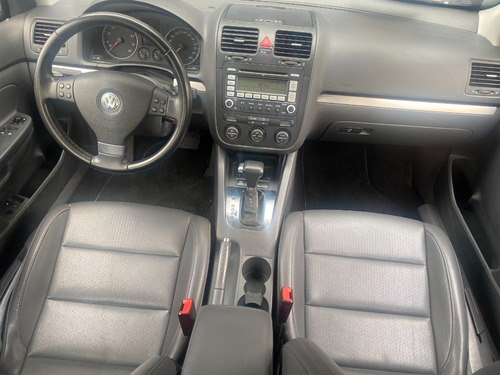 Imagen 12 de 15 de Volkswagen Bora Protec Blindado Nivel 3 2009
