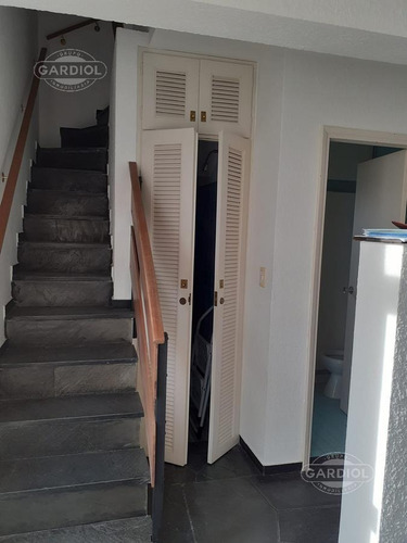 Imagen 12 de 23 de Apartamento 2 Dormitorios En Playa Mansa Primera Linea. Punta Del Este.