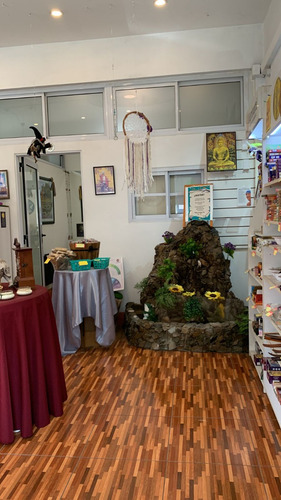 Hermosa Tienda Holistica En Lo Mejor De Barracas
