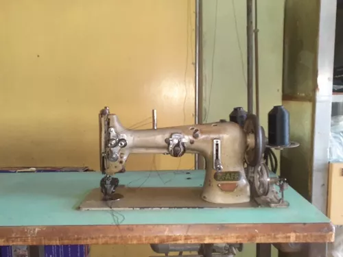 Máquina de Coser Singer 115