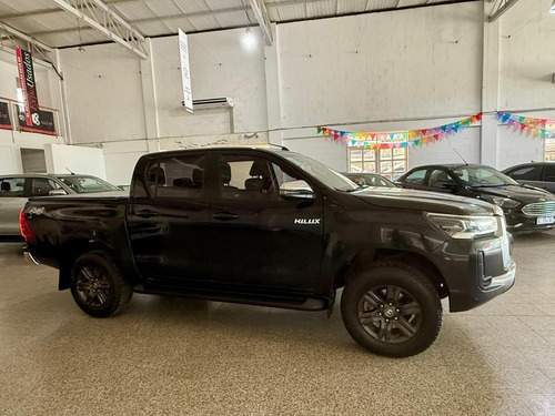 Toyota Hilux 2.8 Dc 4x4 Tdi Srv L20 2020