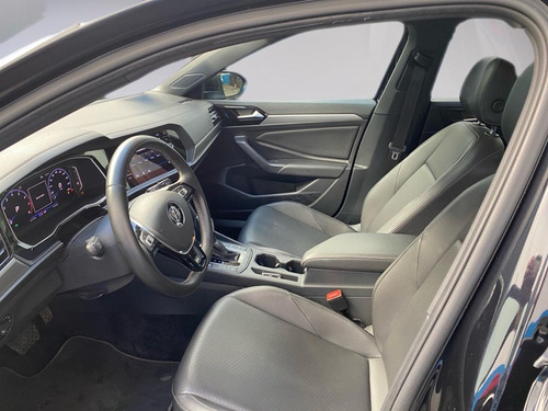 Volkswagen Jetta 1.4 250 TSI R-Line
