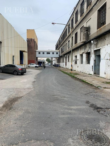 Imagen 26 de 30 de Depósito En Alquiler - Avellaneda