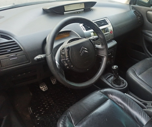 Imagen 7 de 10 de Citroen C4 Exclusive