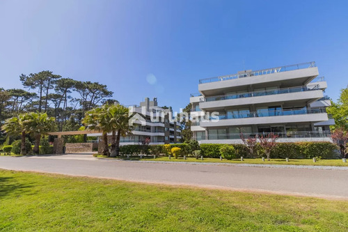 Alquiler Apartamento Dos Dormitorios Punta Del Este Edificio Rincon Del Bosque
