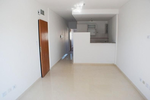 Imagen 5 de 12 de Departamento En Venta En Ramos Mejia Centro